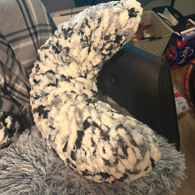 Hand Knitted Pillows